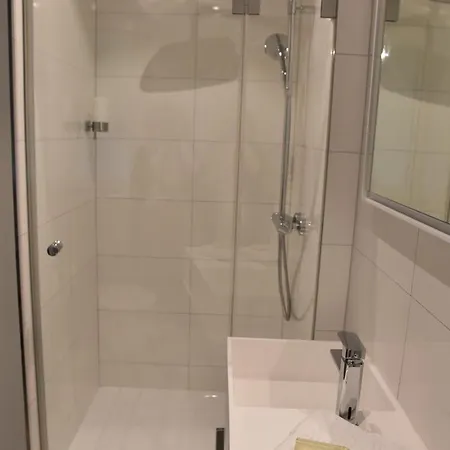 Annettes Pfalz 홈스테이 힌터바이덴탈